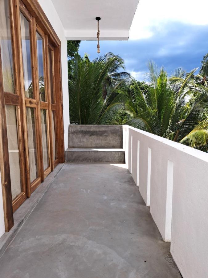 The Surf Access Guest House Arugam Bay Exterior photo