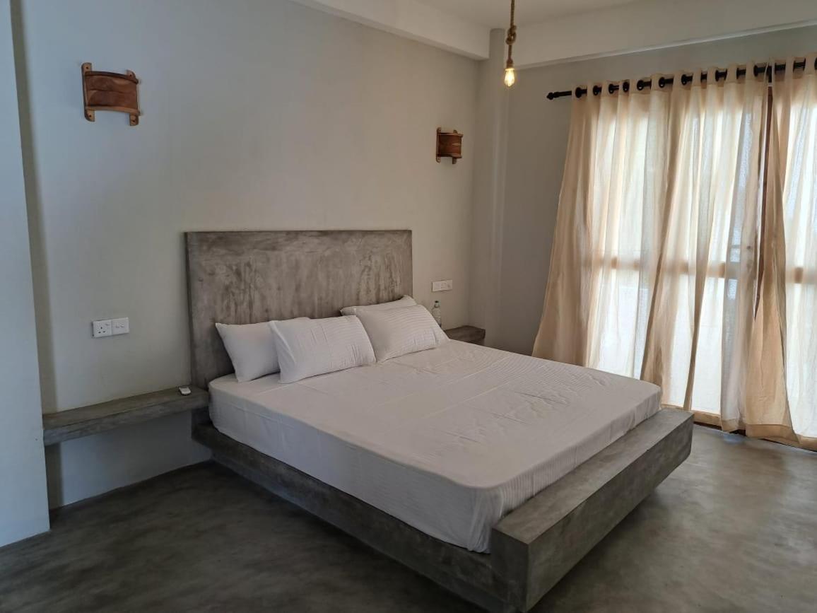 The Surf Access Guest House Arugam Bay Exterior photo