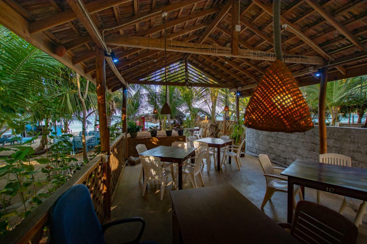 The Surf Access Guest House Arugam Bay Exterior photo